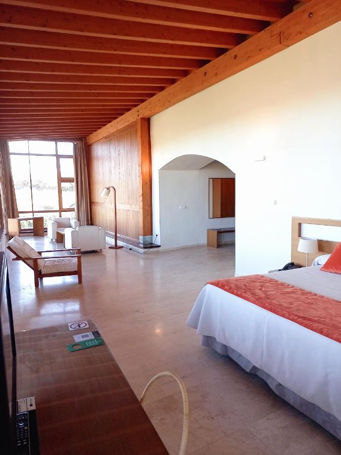 Hotel 4 Estrellas Conventual De Alcantara Экстерьер фото